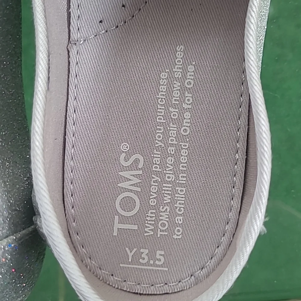 Tom's Youth Classic Silver Glimmer Glitter Espadrille - Picture 6 of 7